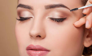 Beautify your Eyelashes with these Amazing Tips